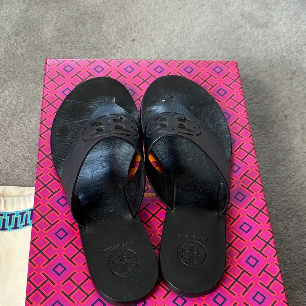 Tory Burch Women's Navy Sandals - Picture 4 of 4